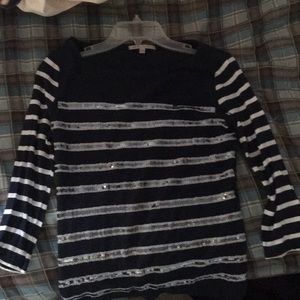 3 quarter sleeve shirt